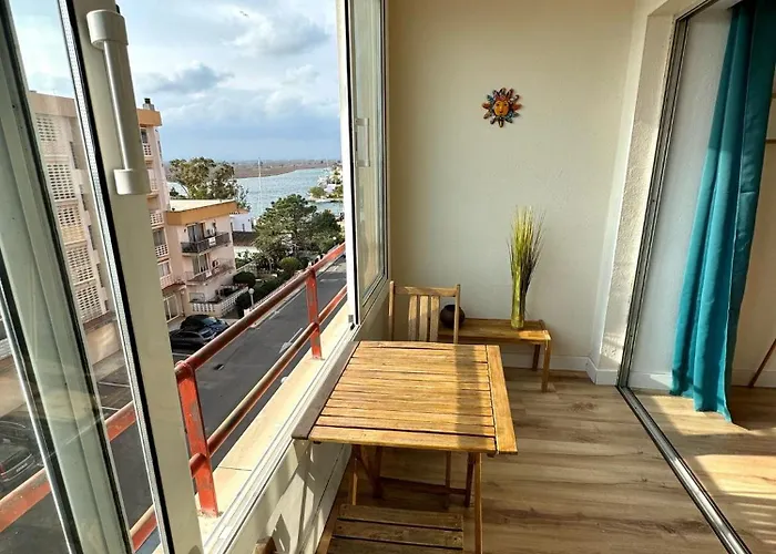 Studio Roses Vue Mer